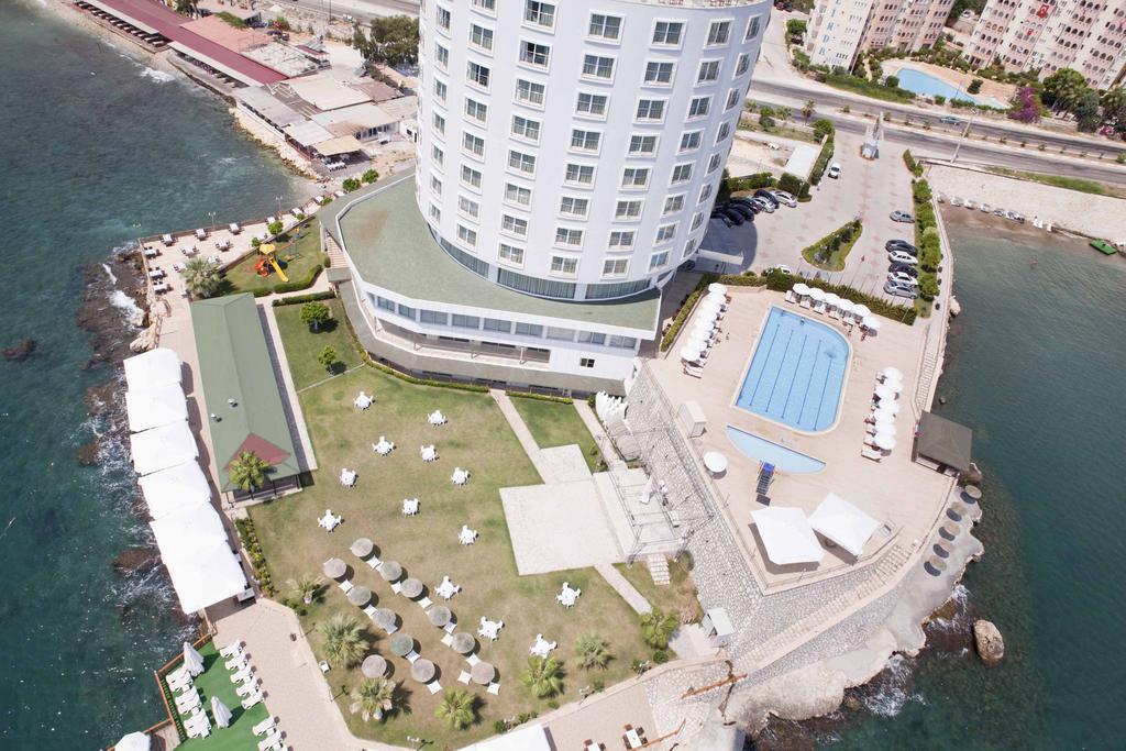 Lamos Resort Hotel & Convention Center Kumkuyu Exterior photo